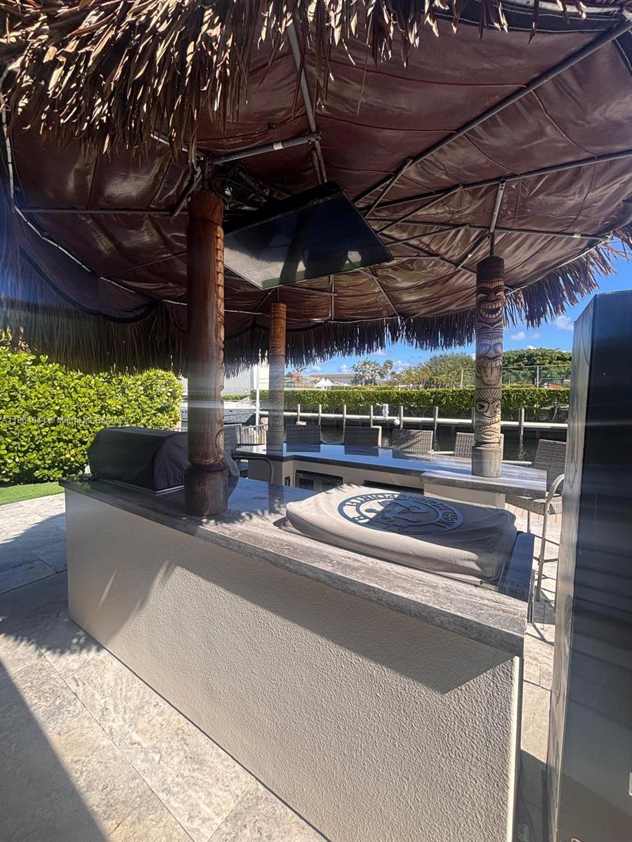 VENETIAN ISLES 3RD SEC - Residential