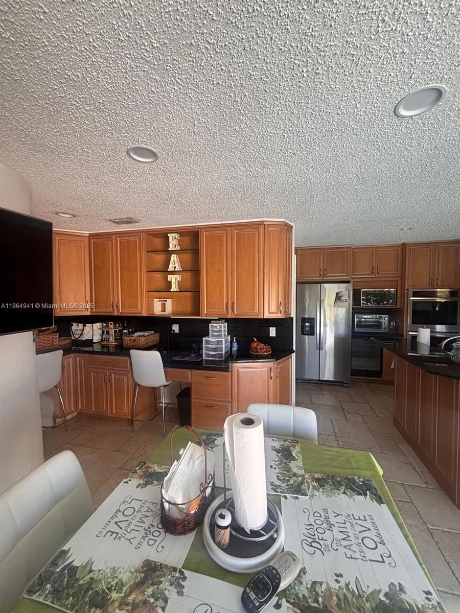 VENETIAN ISLES 3RD SEC - Residential