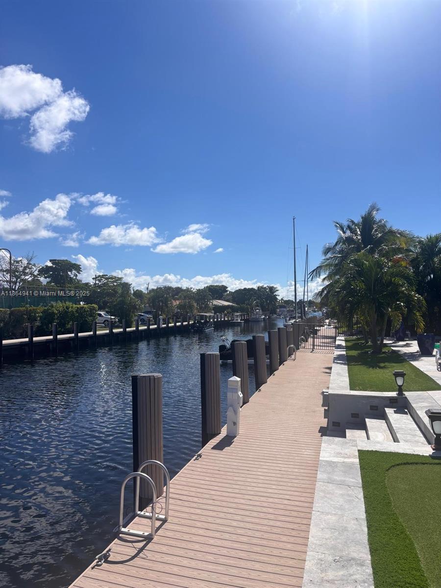 VENETIAN ISLES 3RD SEC - Residential