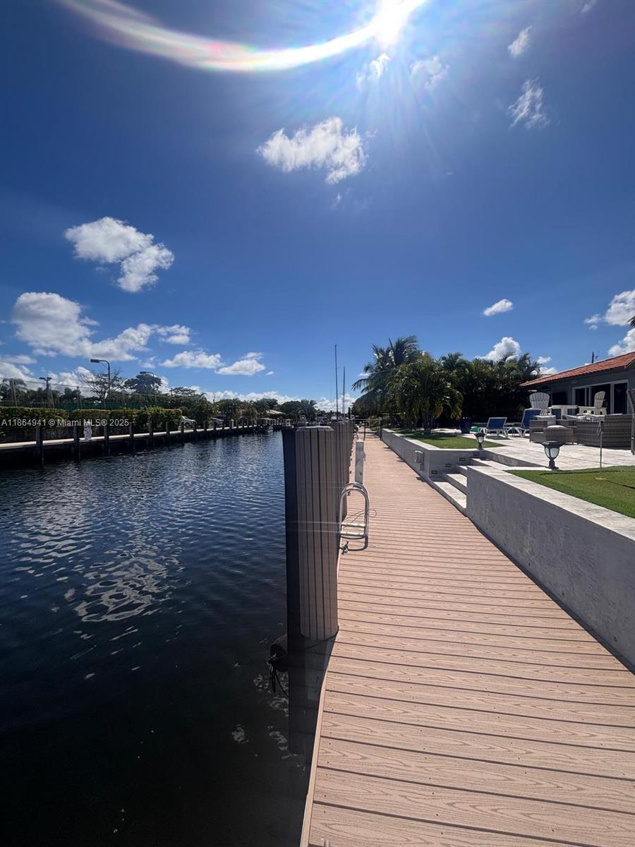 VENETIAN ISLES 3RD SEC - Residential