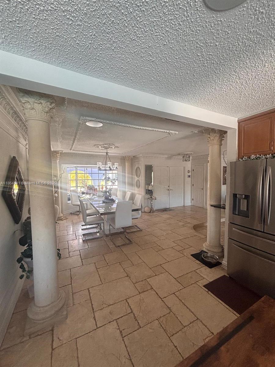 VENETIAN ISLES 3RD SEC - Residential