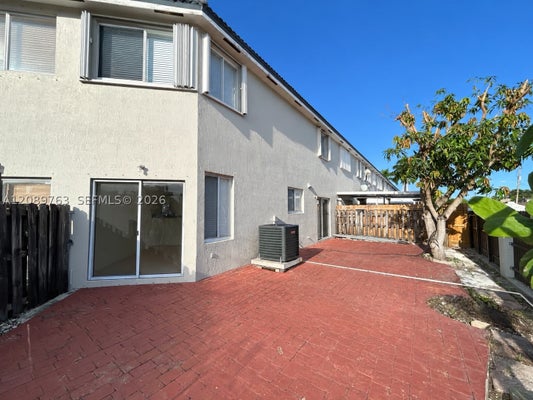 130 SW 109TH AVE APT 12, MIAMI, FL 33174 - Image 6f0fdf0c8a5229a7ab004eaf46b48c1d/2315759048