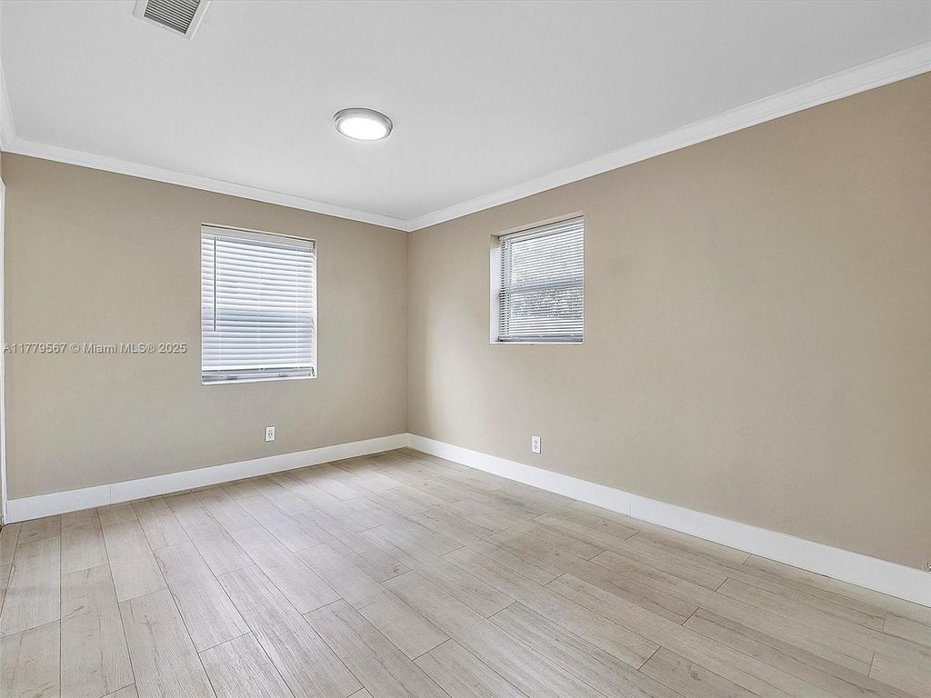 Photo of 1321 SW 33rd Ter, Fort Lauderdale, FL 33312 (MLS # A11779567)