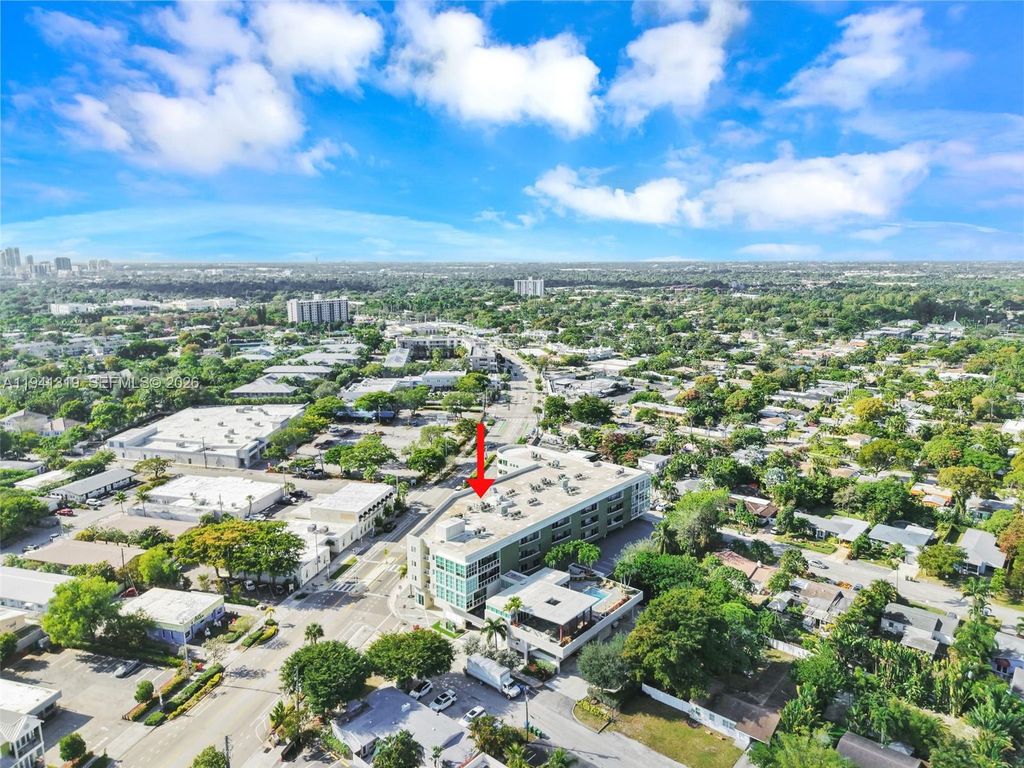 Photo of 2301 Wilton Dr #C5, Wilton Manors, FL 33305 (MLS # A11941319)