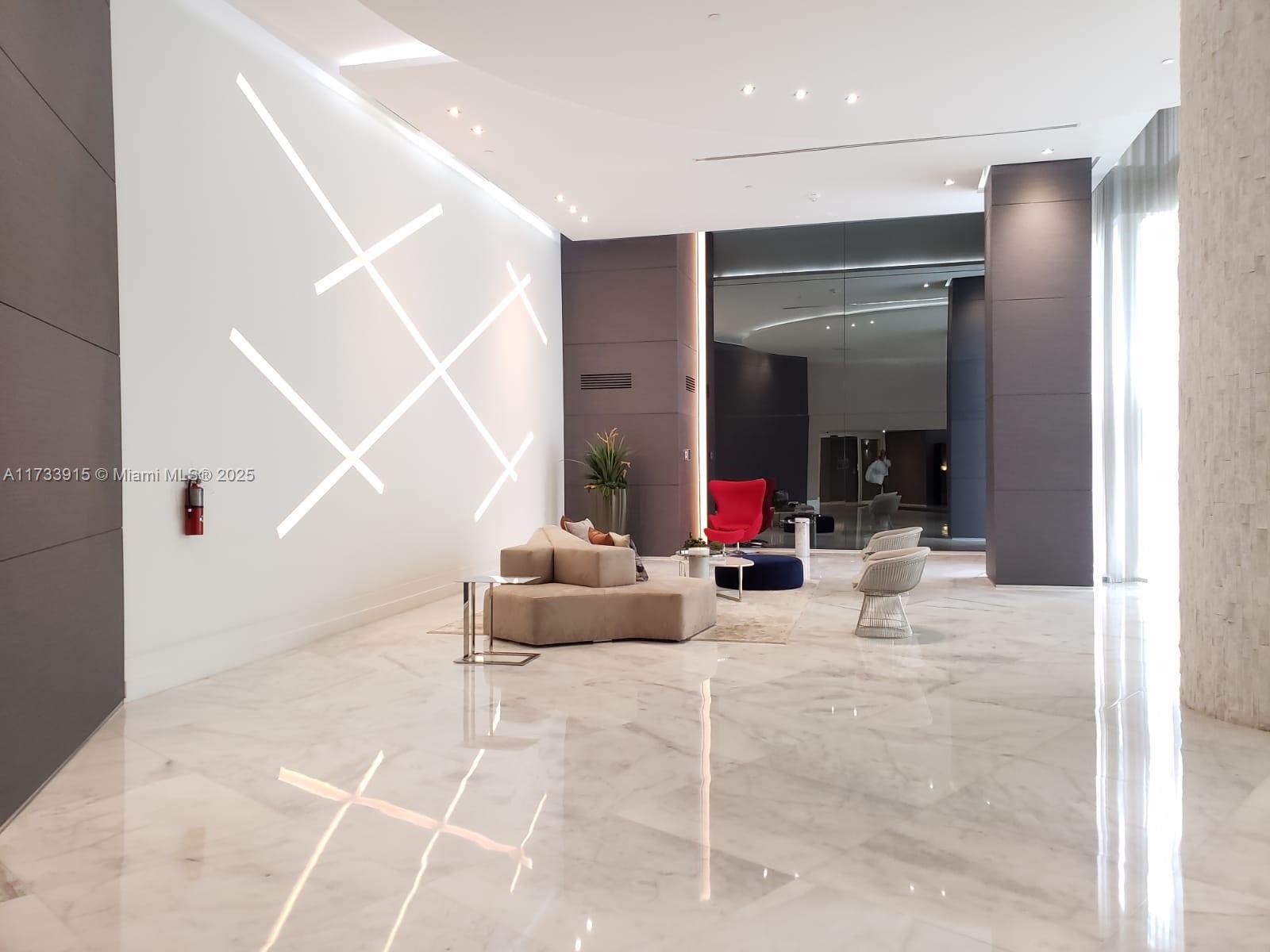 PARC CENTRAL AVENTURA EAS - Residential