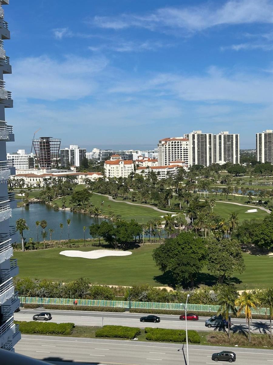 PARC CENTRAL AVENTURA EAS - Residential