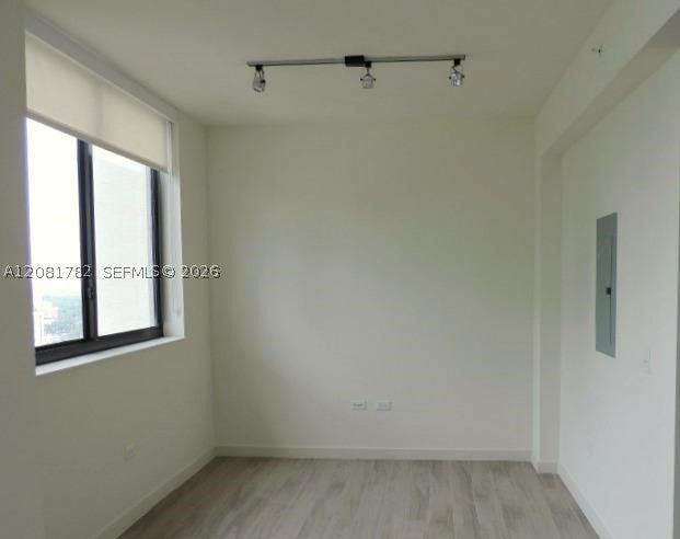 999 SW 1 AV 2503