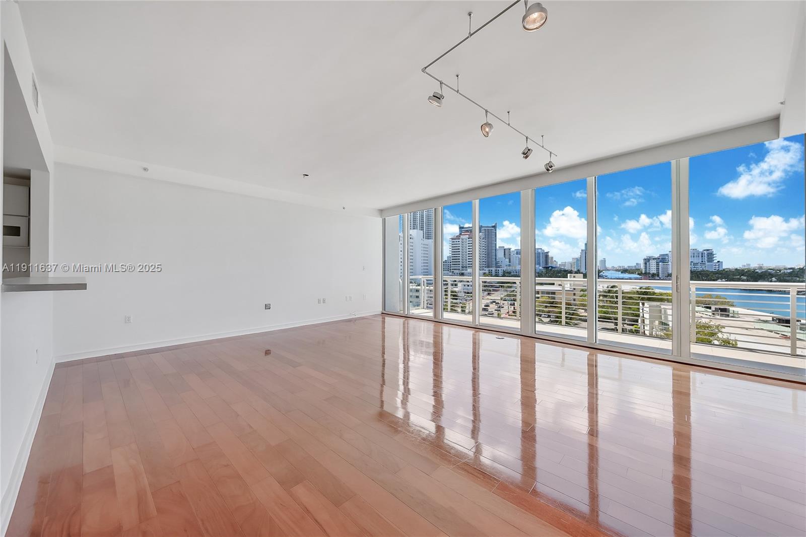 REGATTA AT INDIAN CREEK C - Residential Lease