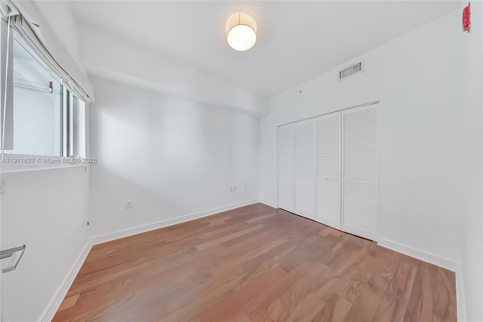 REGATTA AT INDIAN CREEK C - Residential Lease