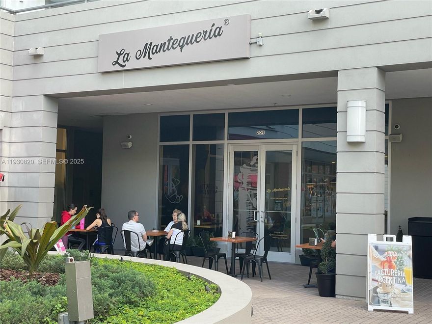 FOR SALE EXCELLENT ARGENTINE BAKERY IN DORAL FL IN MIDTOWN DORAL FULLY OPERATIONAL AND READY TO CONTINUE PRODUCING FROM DAY ONE , PLEASE DO NOT DISTURB EMPLOYEES AND OWNER ONLY BY APPOINTMENT