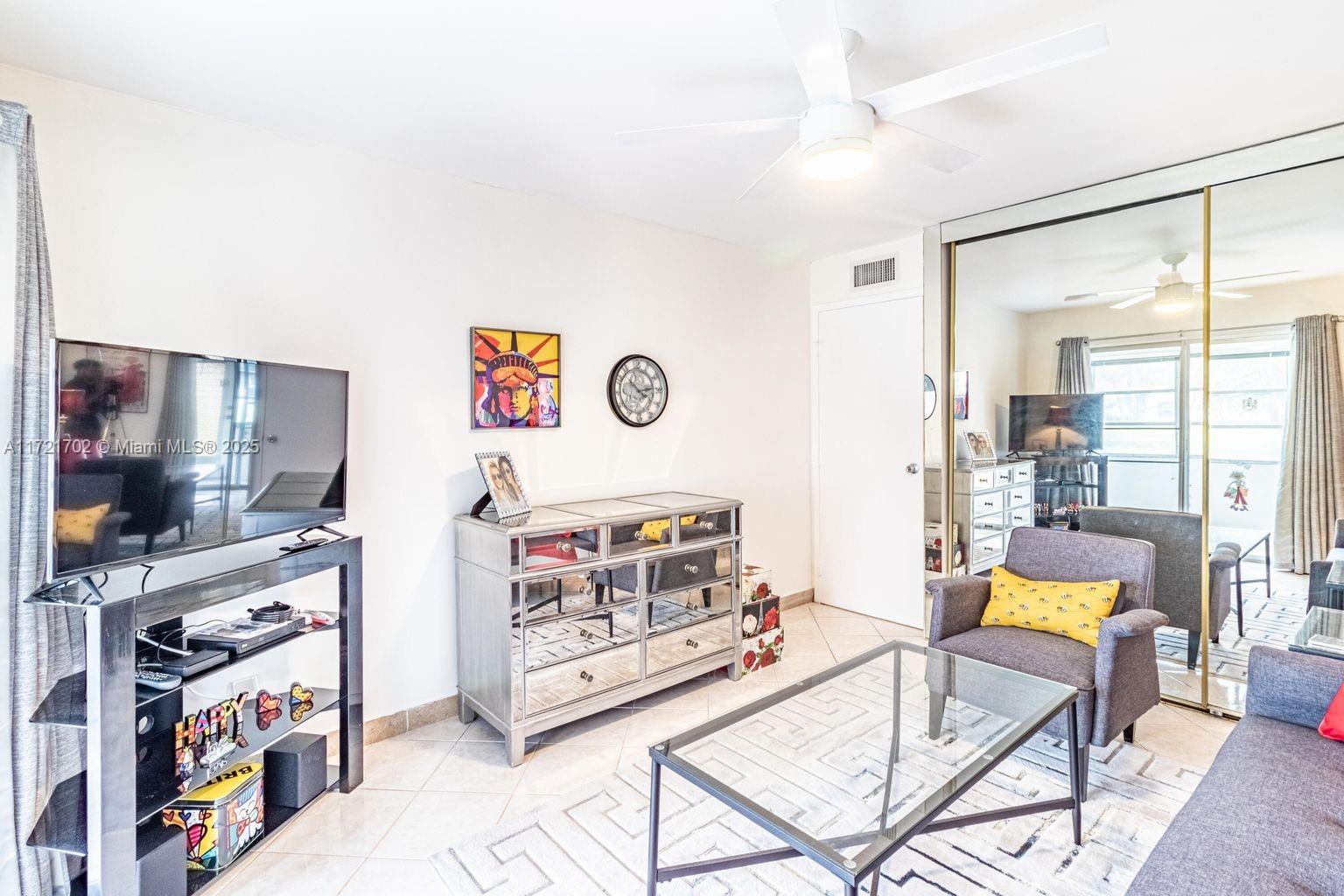 KINGS POINT SEVILLE CONDO - Residential