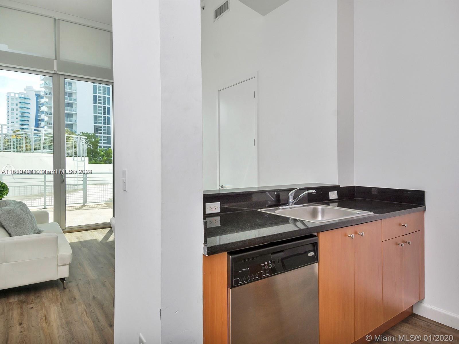 EDGEWATER LOFTS CONDO - Residential Lease