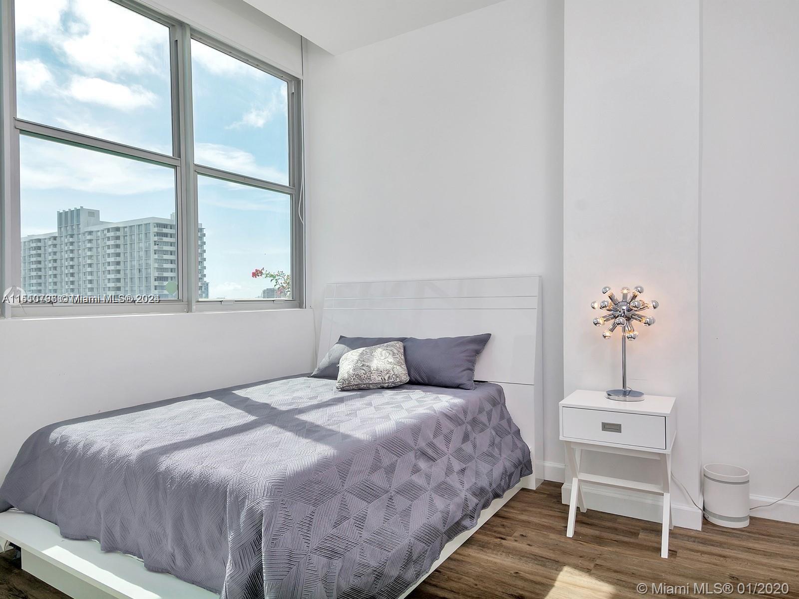 EDGEWATER LOFTS CONDO - Residential Lease