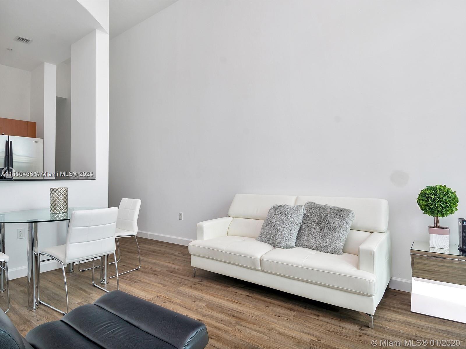 EDGEWATER LOFTS CONDO - Residential Lease