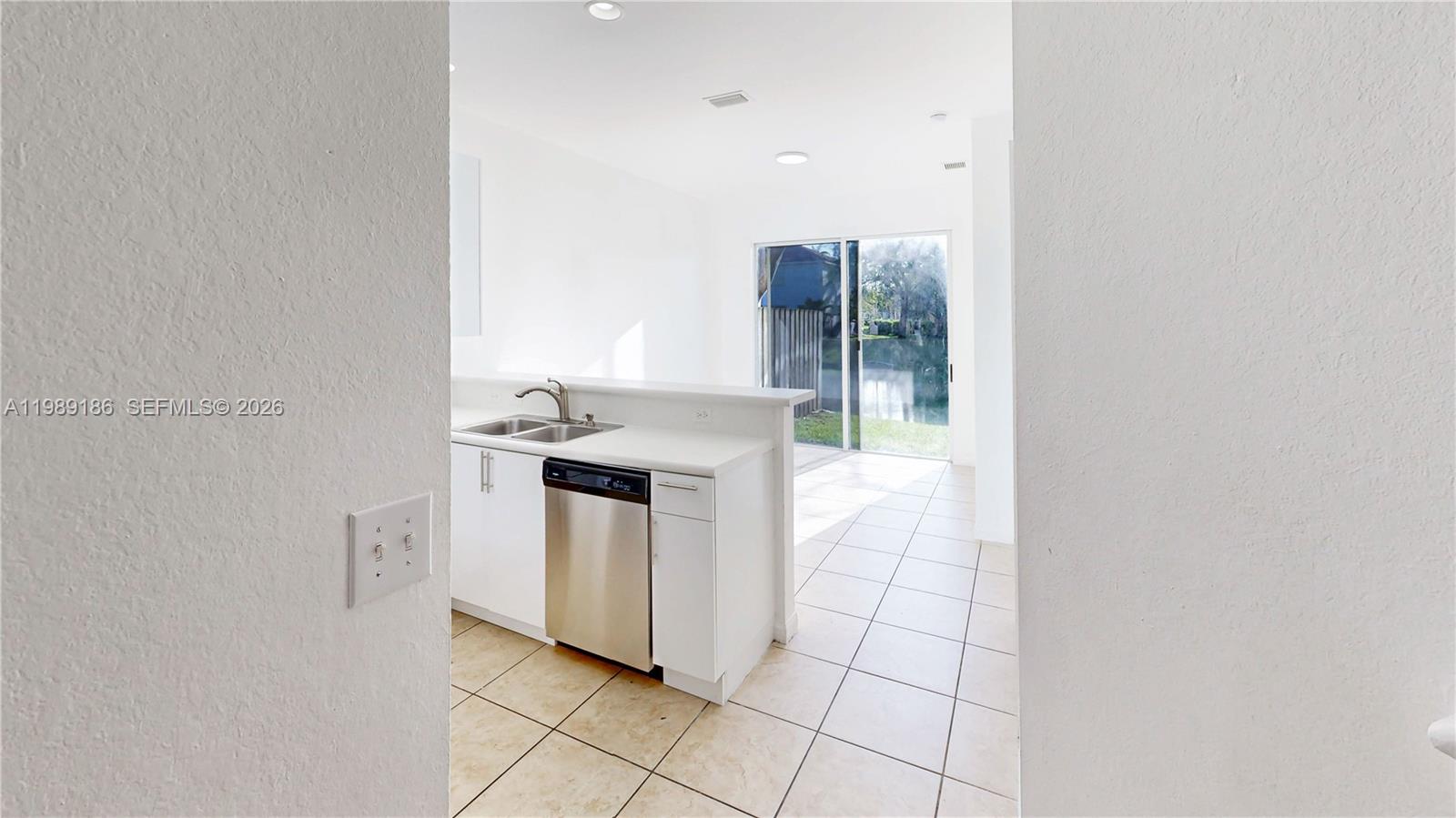 PORTOFINO VILLAS WEST - Residential