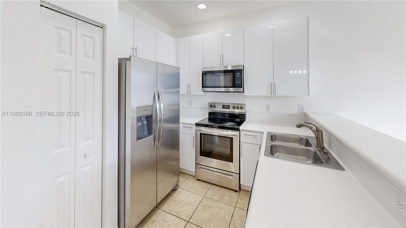 PORTOFINO VILLAS WEST - Residential