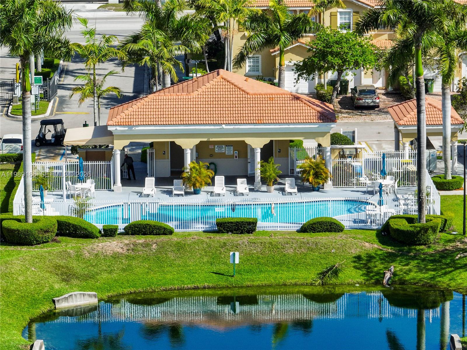 PORTOFINO VILLAS WEST - Residential