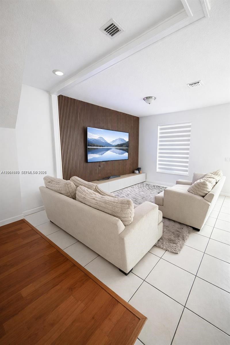 DORAL NORTHEAST TOWNHOMES - Residential Lease