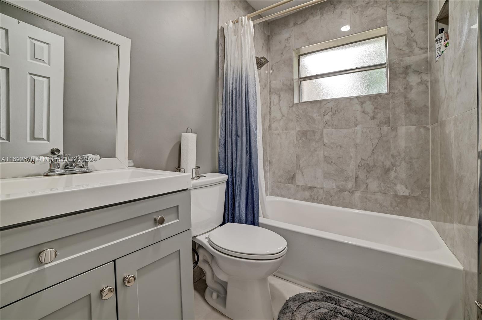 HOLLYWOOD HEIGHTS ESTATES - Residential