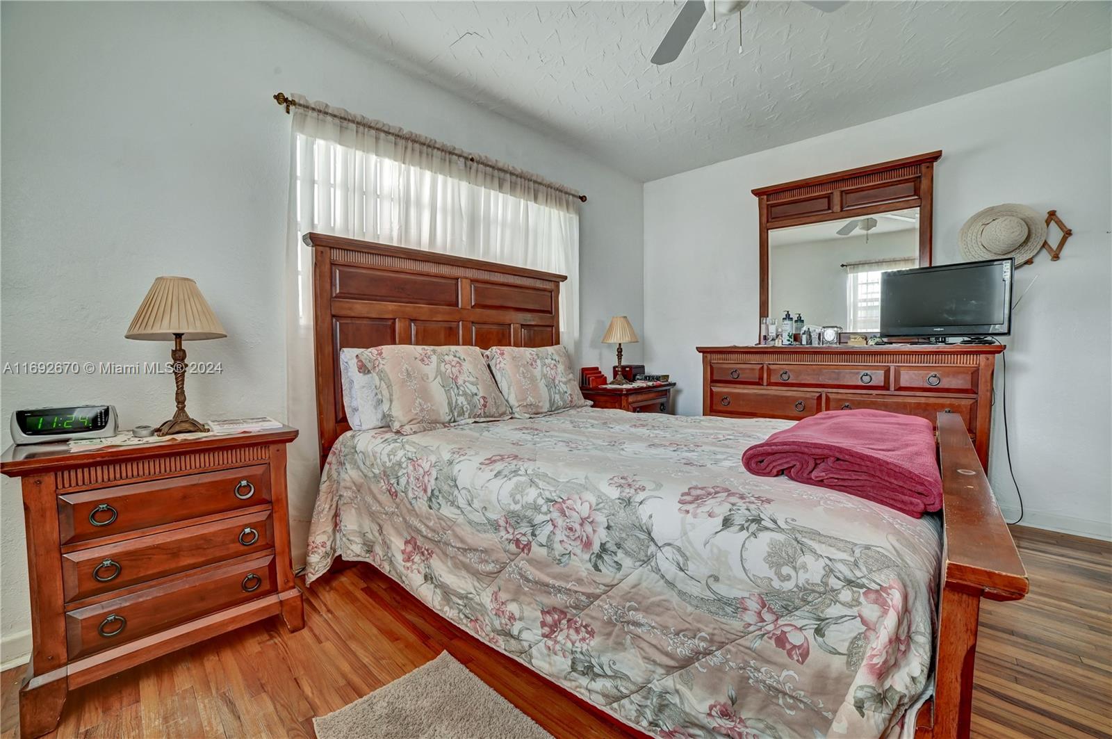 HOLLYWOOD HEIGHTS ESTATES - Residential