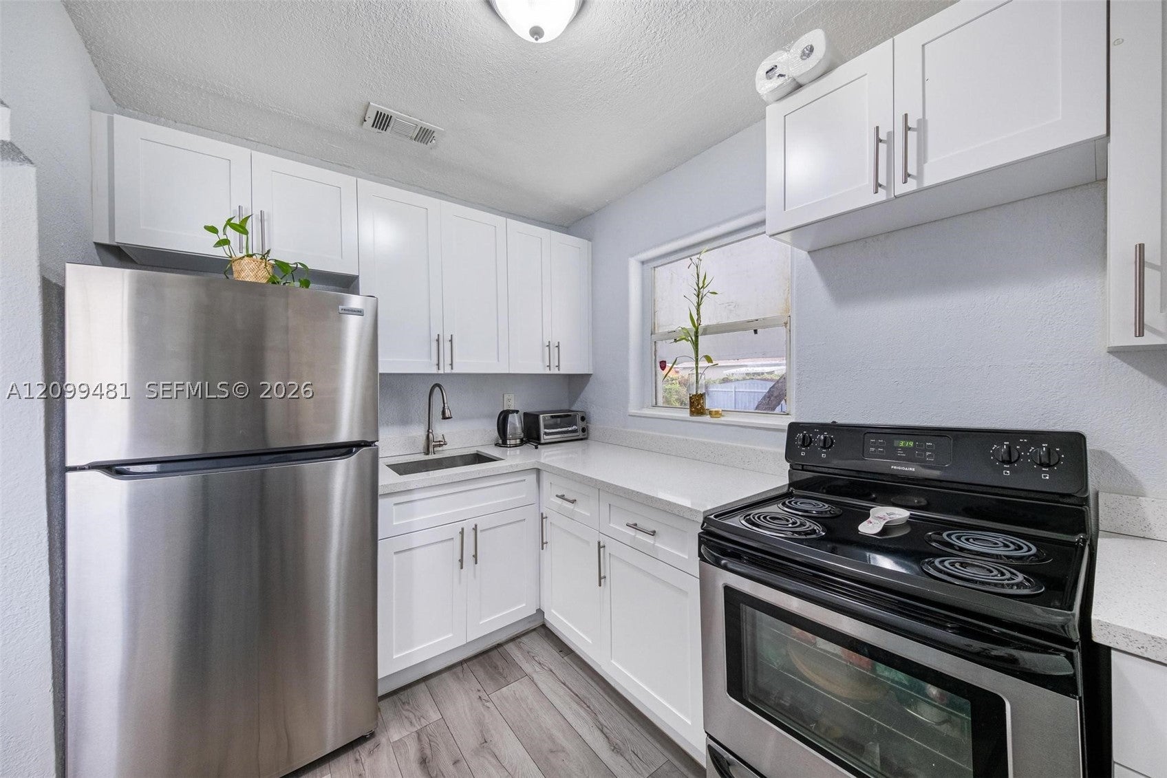 1244 NW 45th St