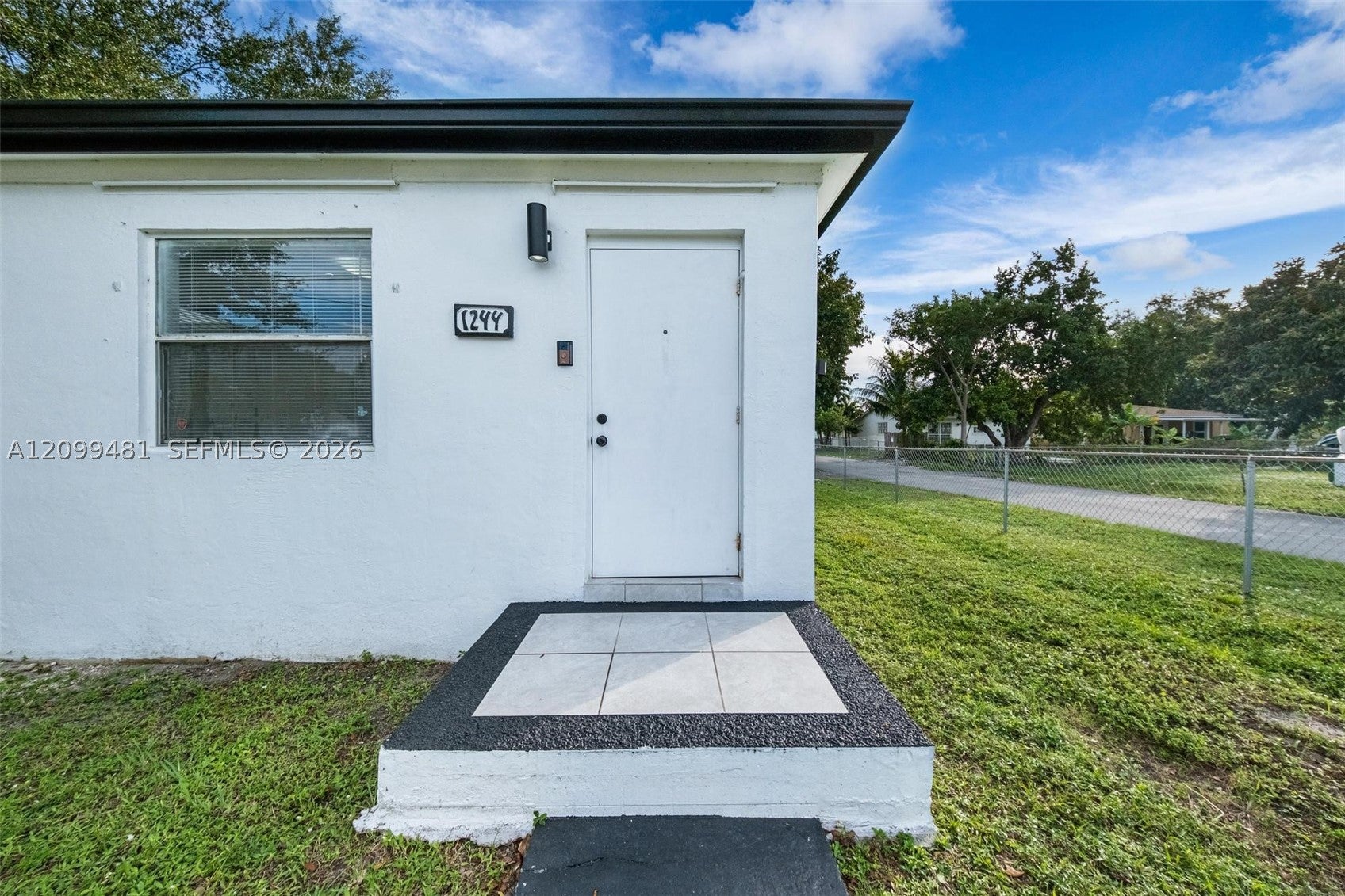 1244 NW 45th St