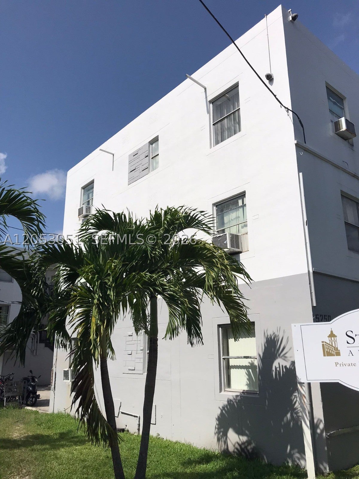 5250 NW 26th Ave 12 - Image 1