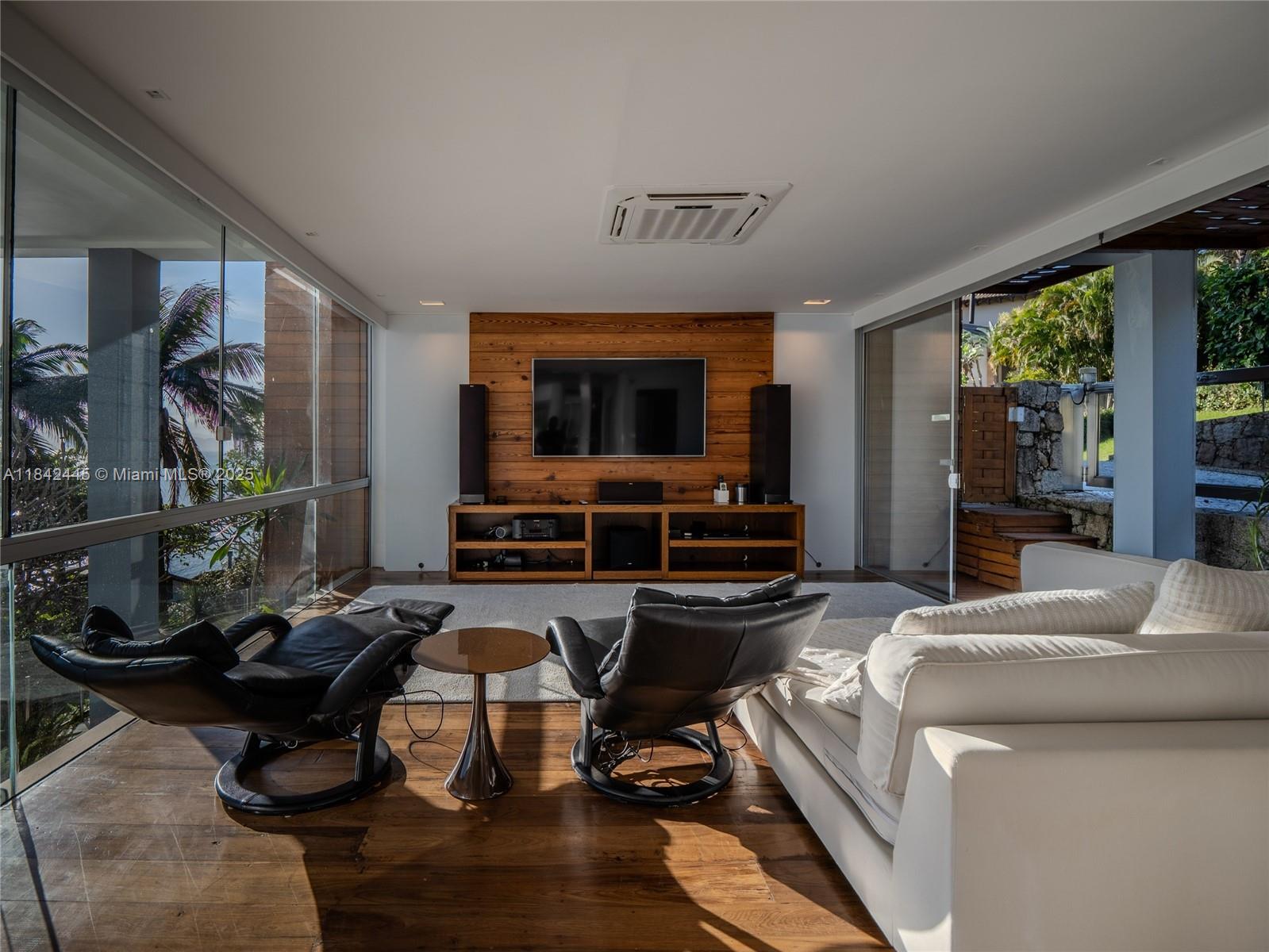 St Barth - Residential