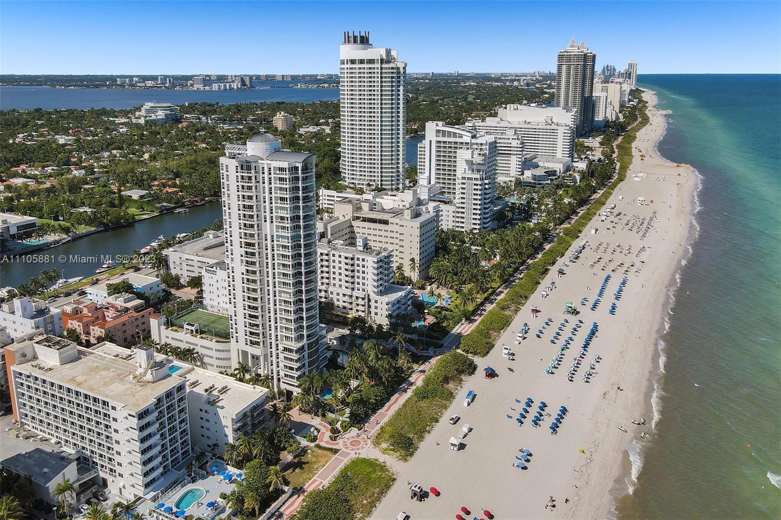 LA TOUR CONDO - Residential