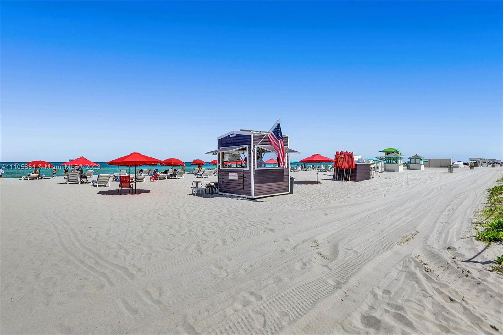 LA TOUR CONDO - Residential