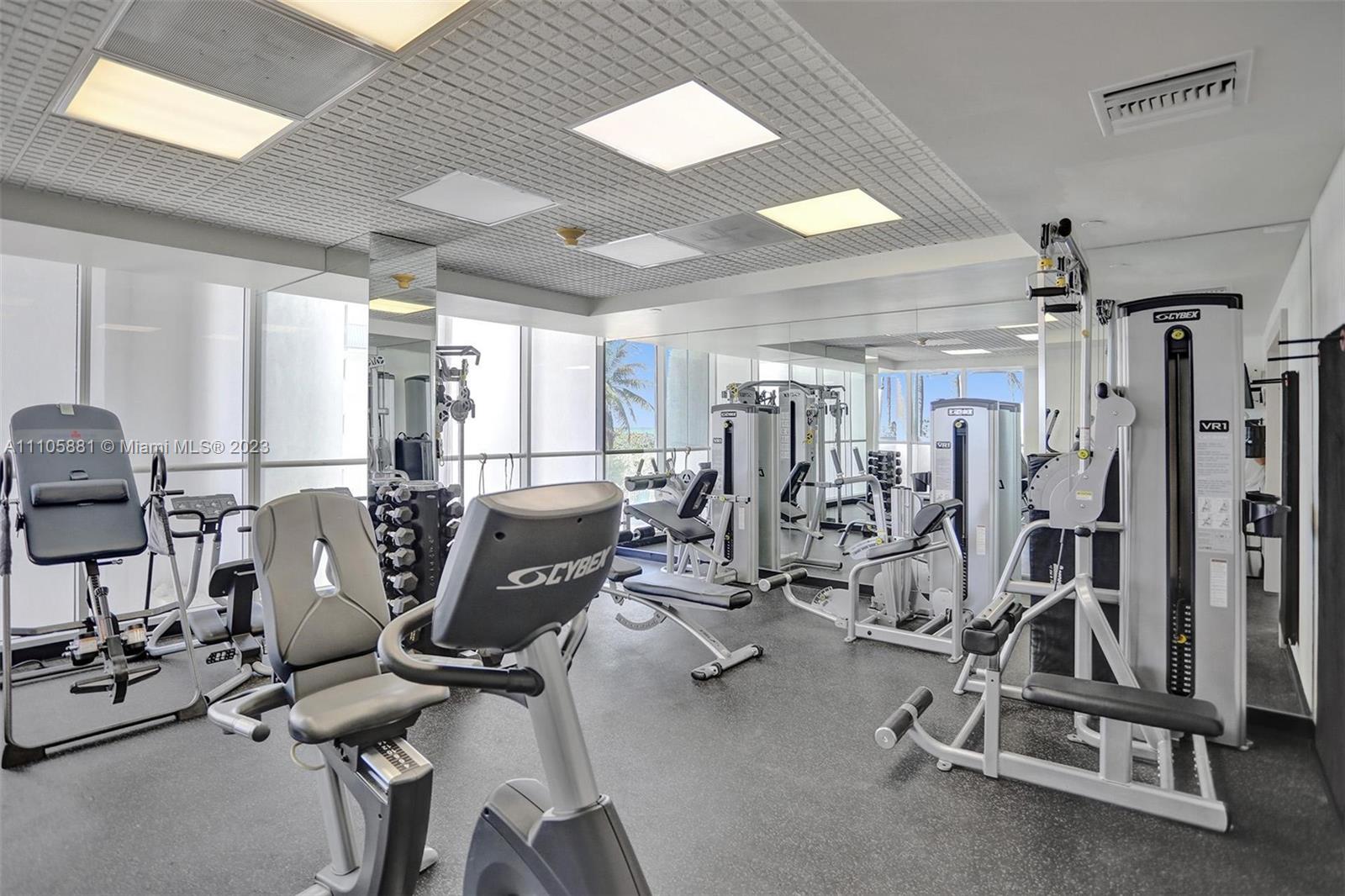 LA TOUR CONDO - Residential