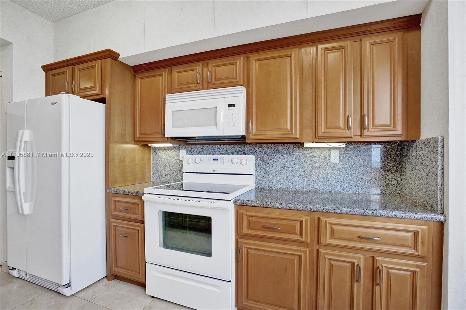 LA TOUR CONDO - Residential