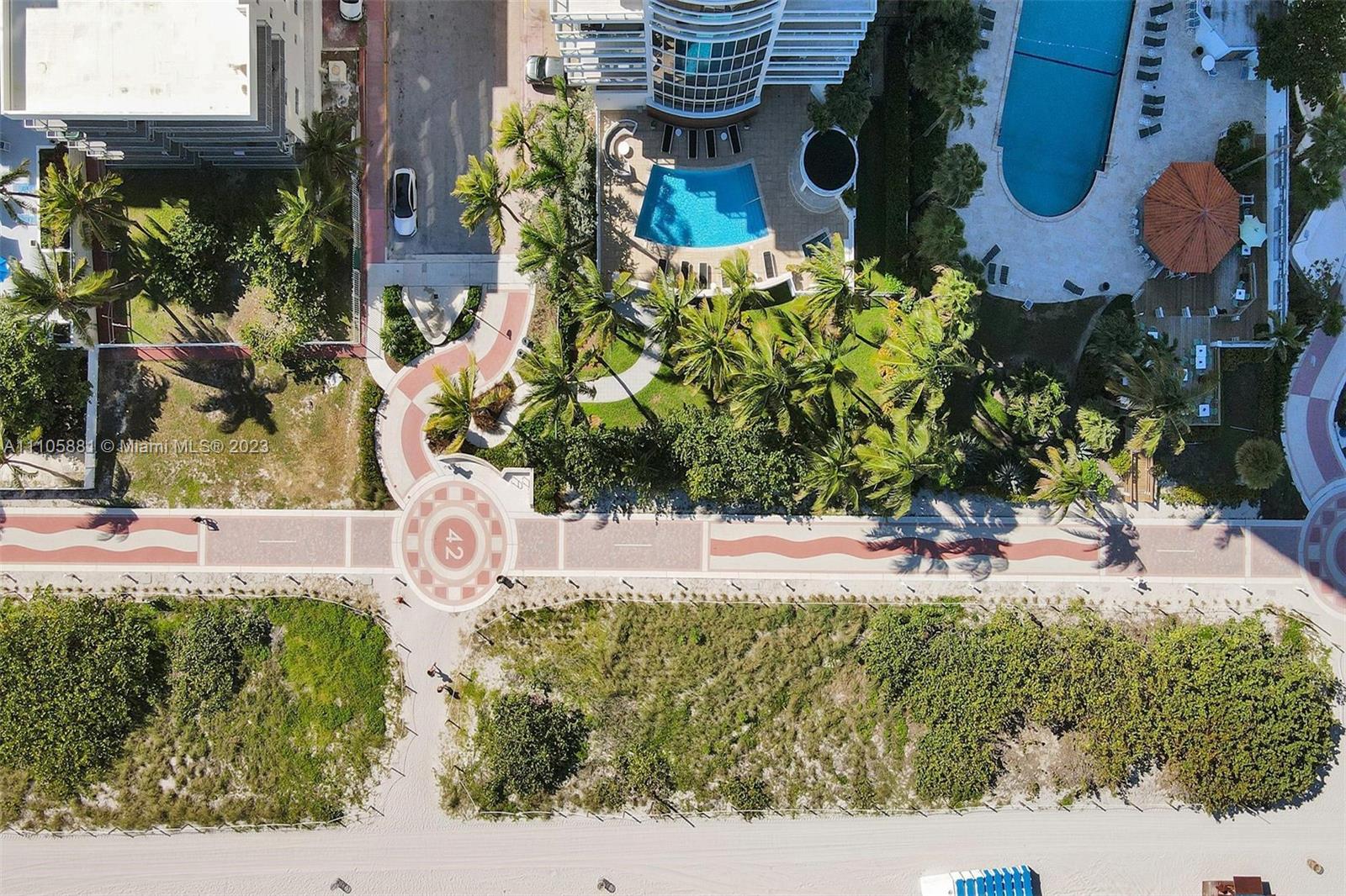 LA TOUR CONDO - Residential