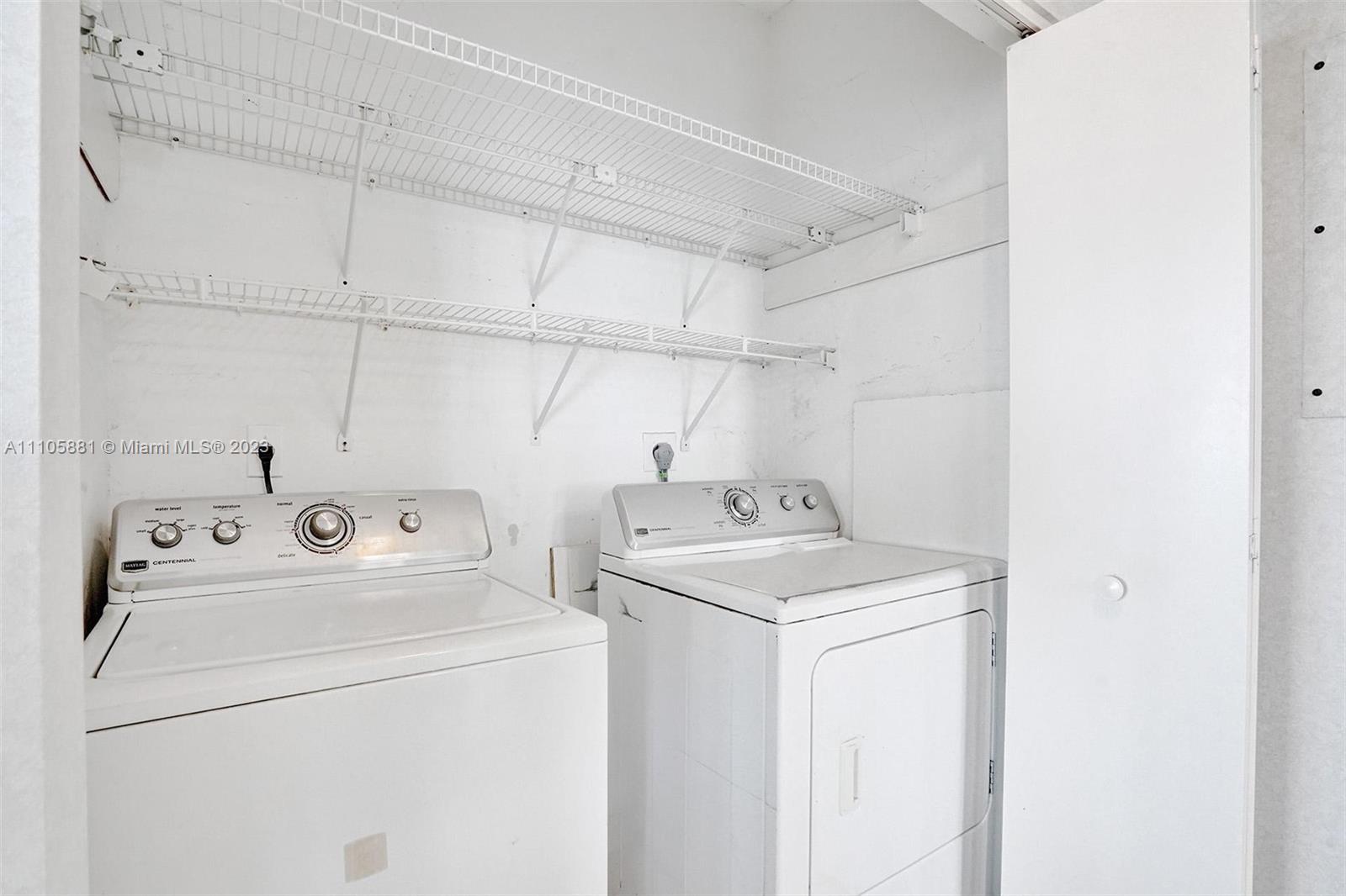 LA TOUR CONDO - Residential