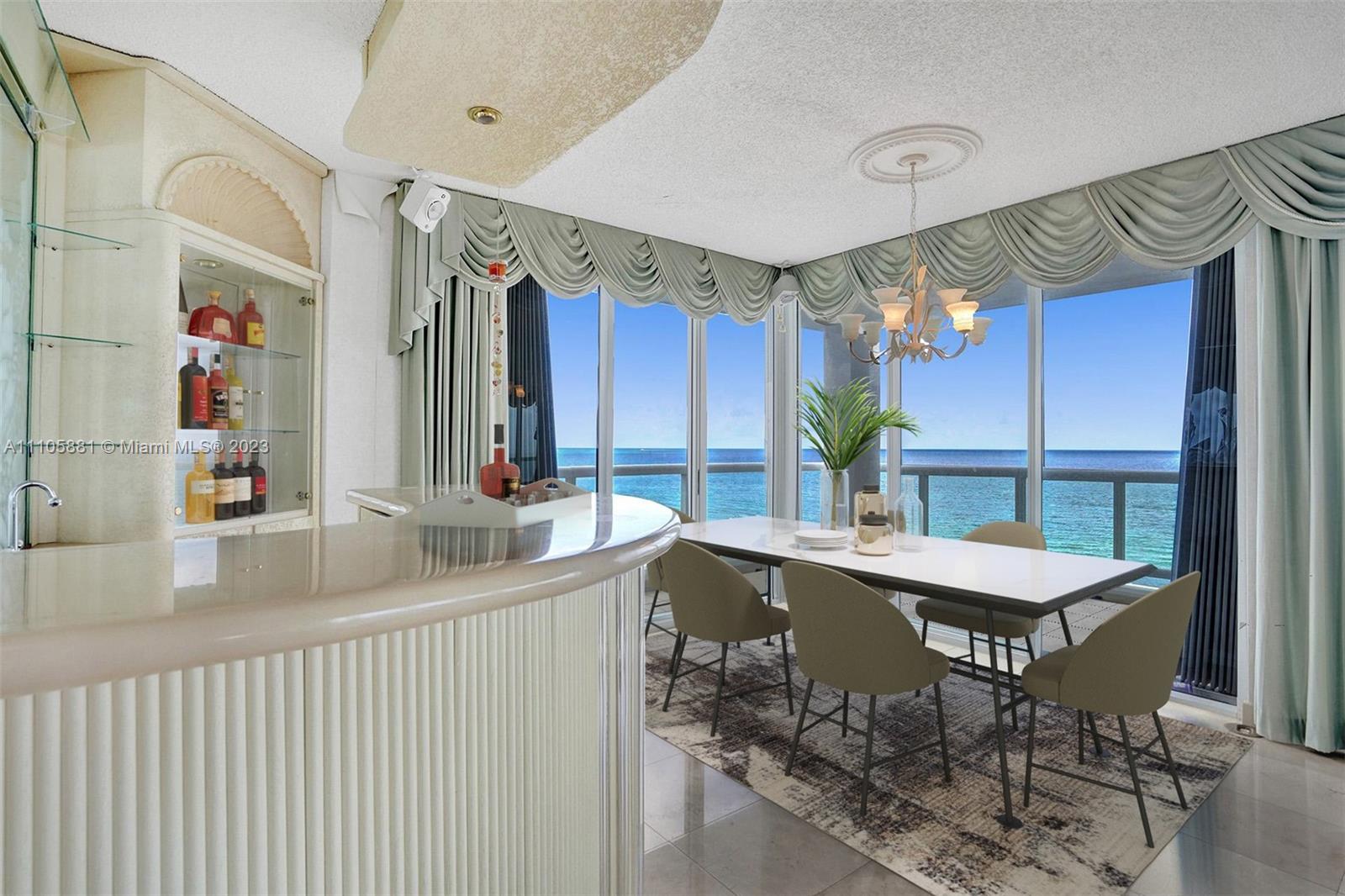 LA TOUR CONDO - Residential