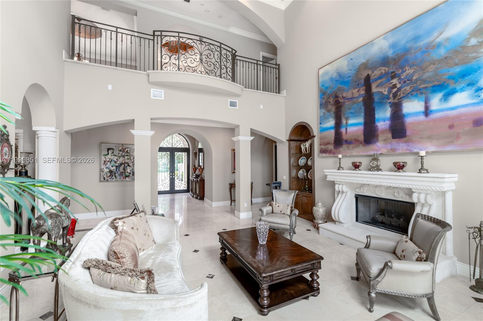 TOWN & RANCH ESTATES - Residential