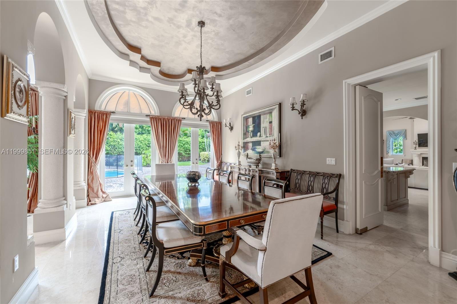 TOWN & RANCH ESTATES - Residential