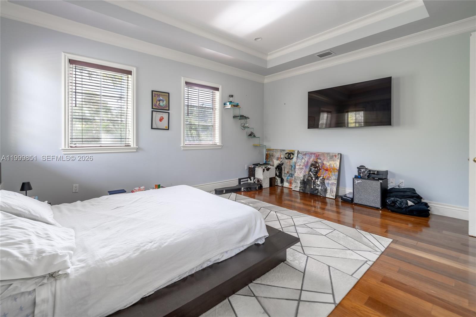 TOWN & RANCH ESTATES - Residential