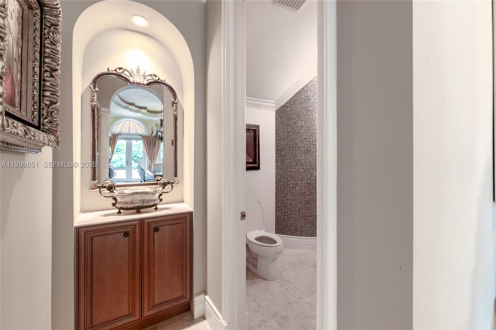 TOWN & RANCH ESTATES - Residential