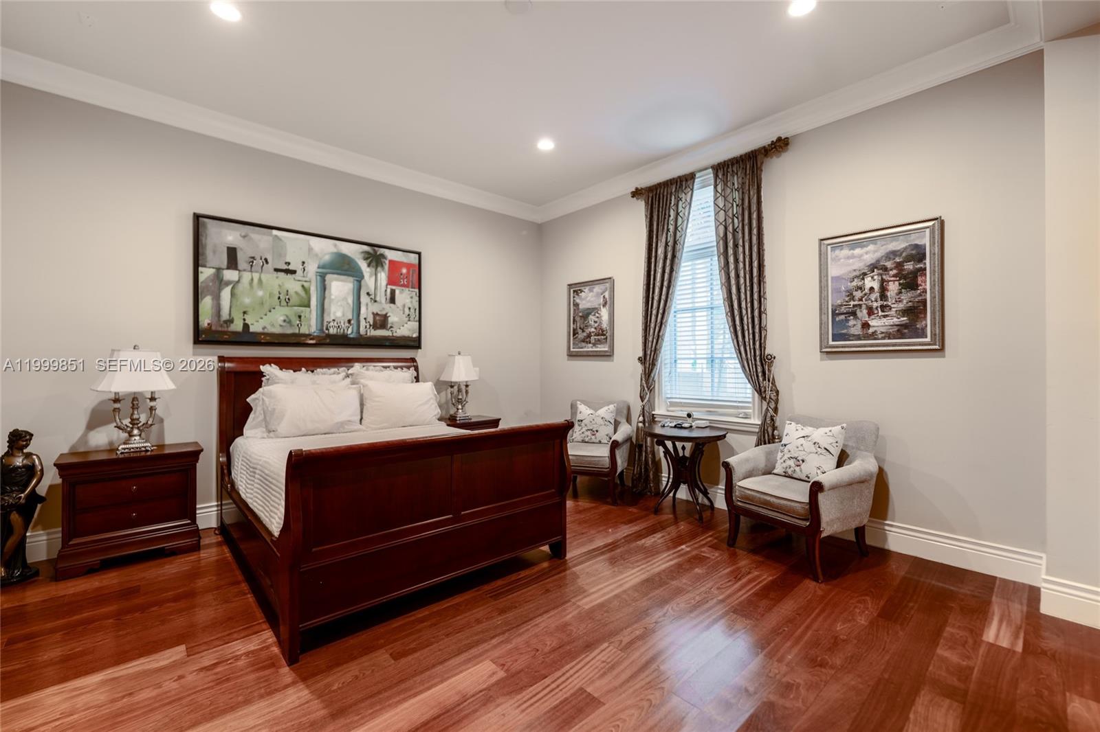 TOWN & RANCH ESTATES - Residential