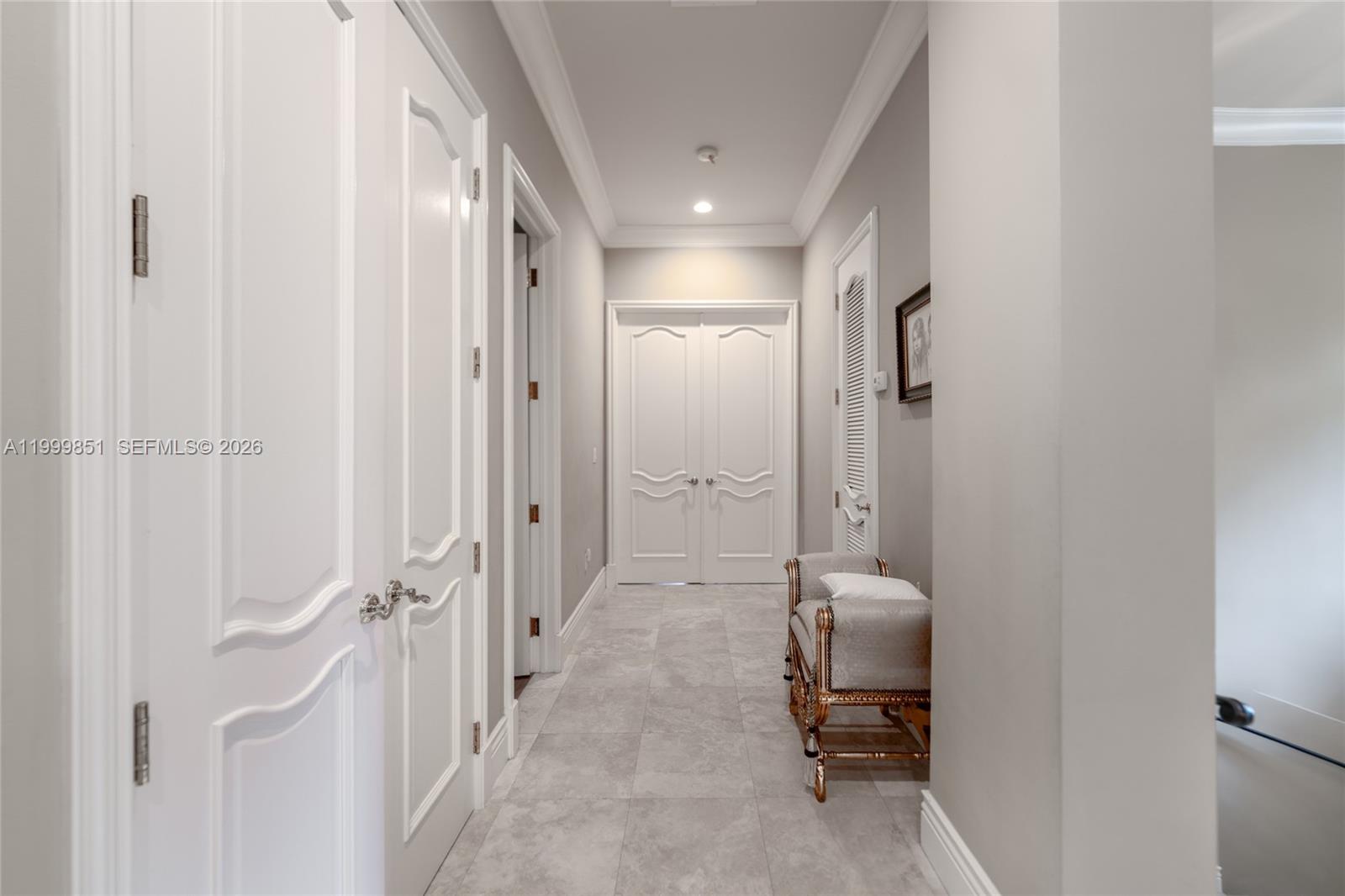 TOWN & RANCH ESTATES - Residential