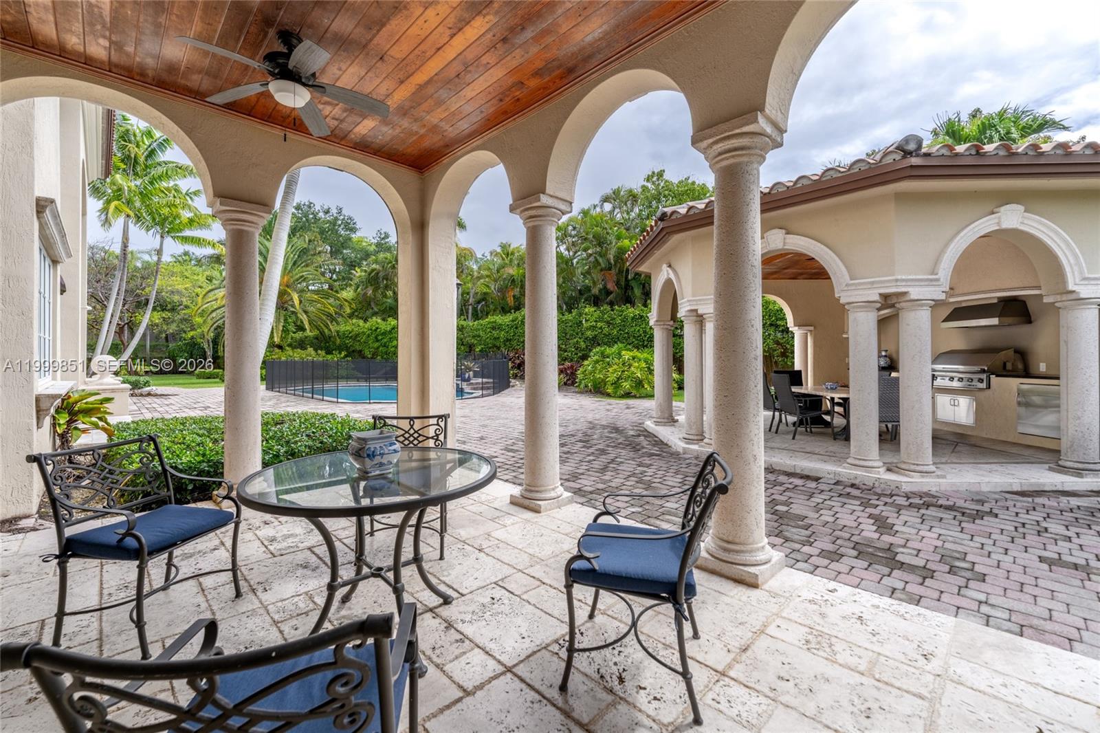 TOWN & RANCH ESTATES - Residential