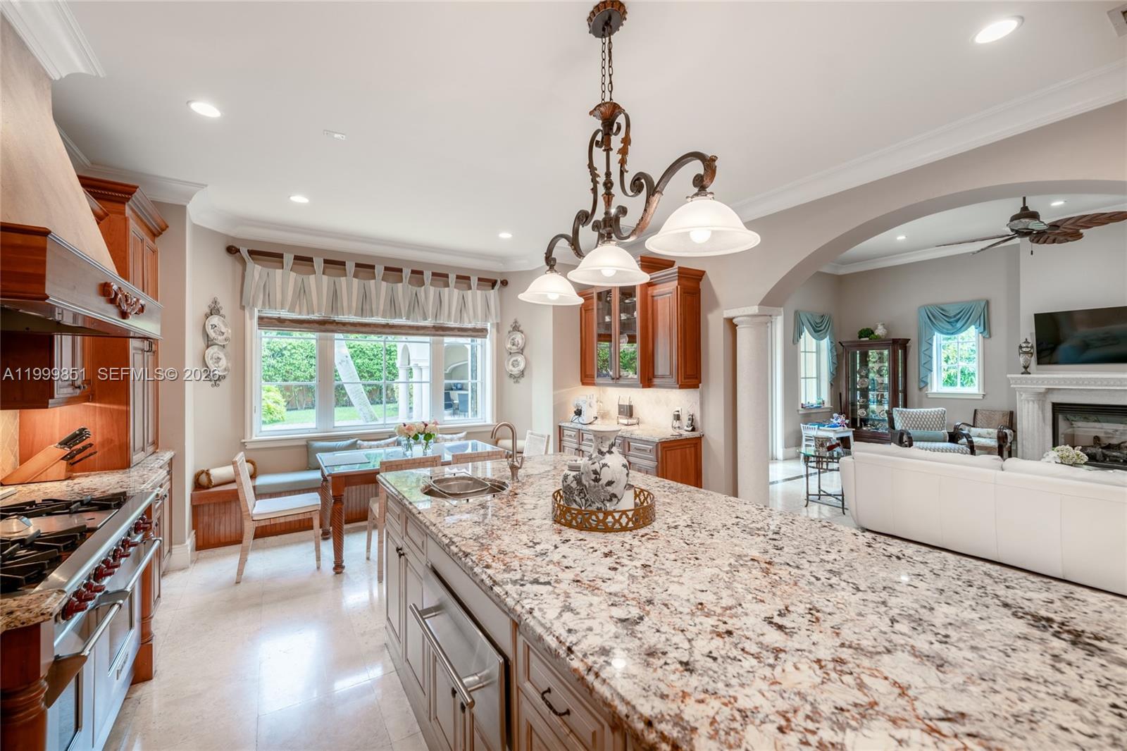 TOWN & RANCH ESTATES - Residential