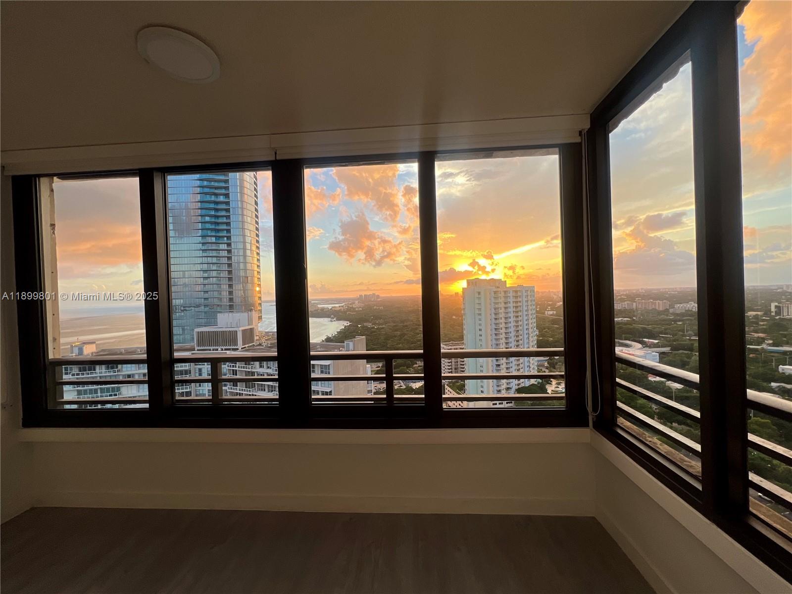 2333 Brickell Ave PH208