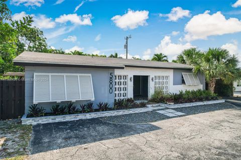 Single Family Residence in Fort Lauderdale FL 5800 18th Ave.jpg