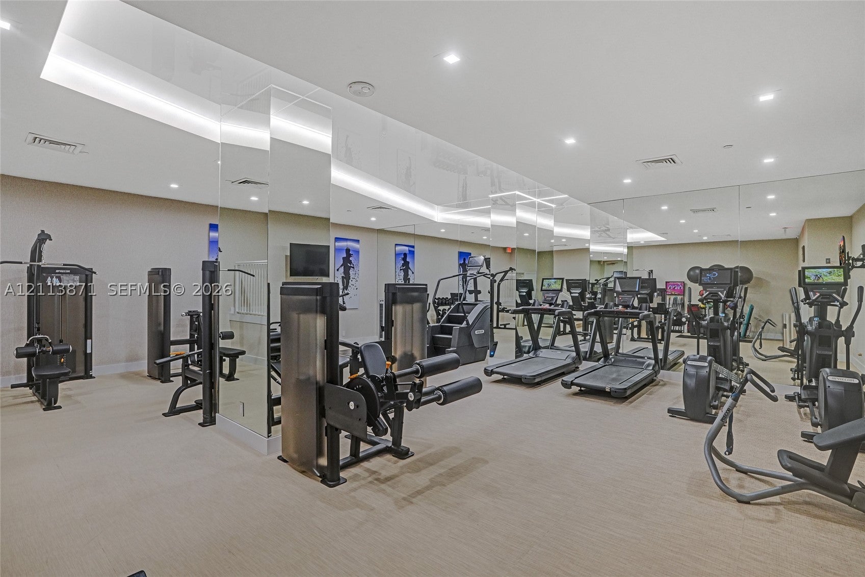 3640 Yacht Club Dr 1208