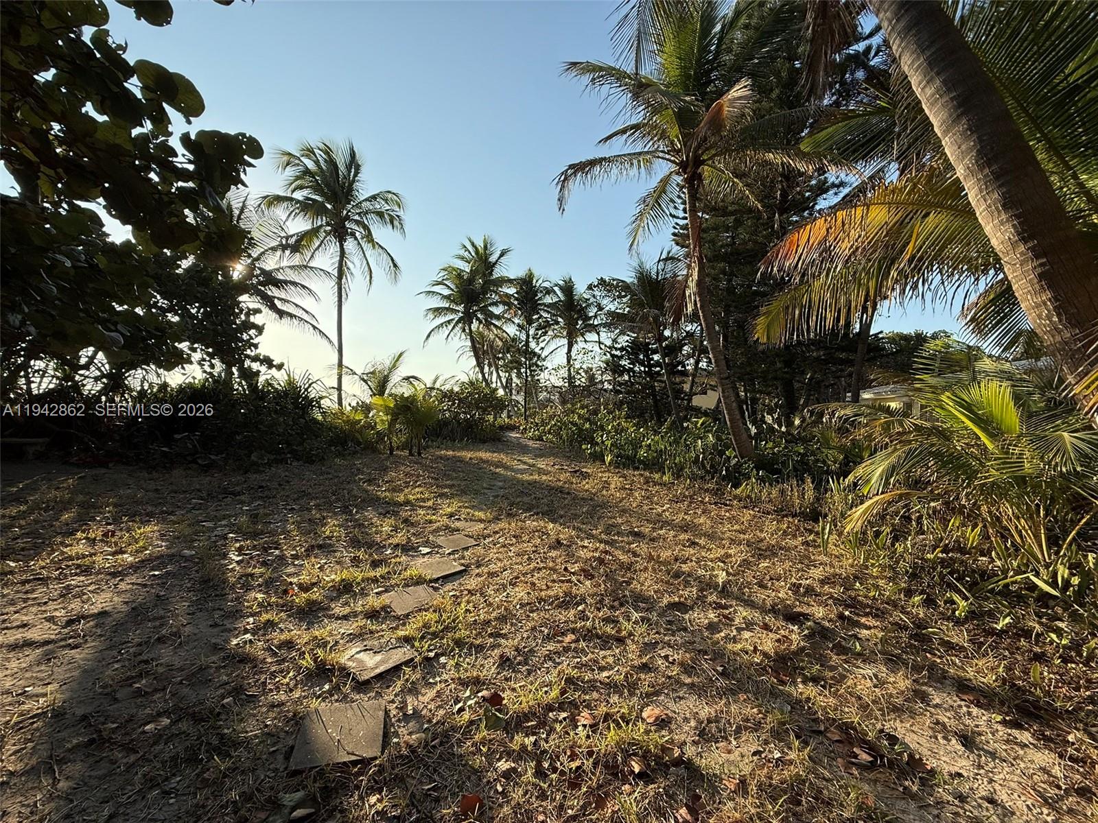 HOLLYWOOD CENTRAL BEACH - Land