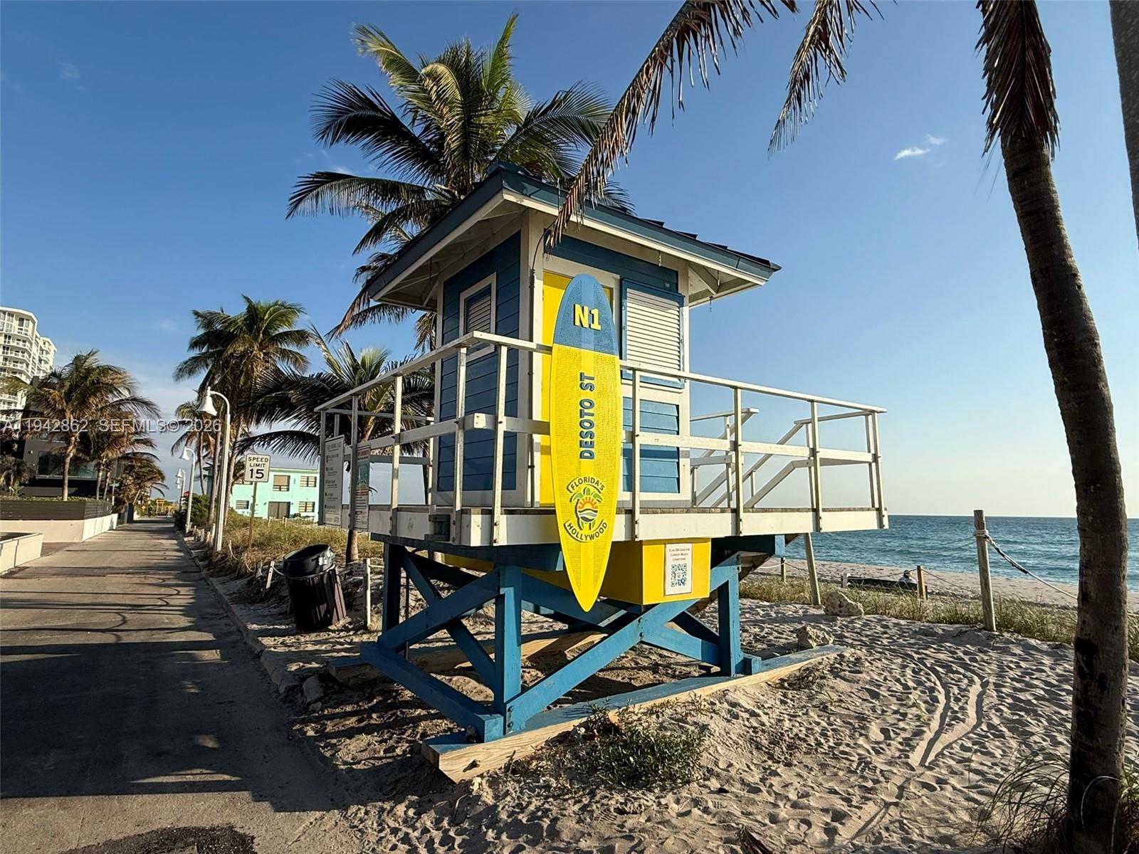 HOLLYWOOD CENTRAL BEACH - Land