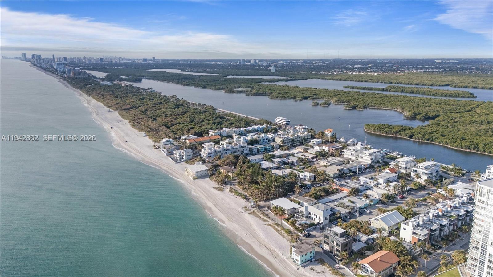 HOLLYWOOD CENTRAL BEACH - Land