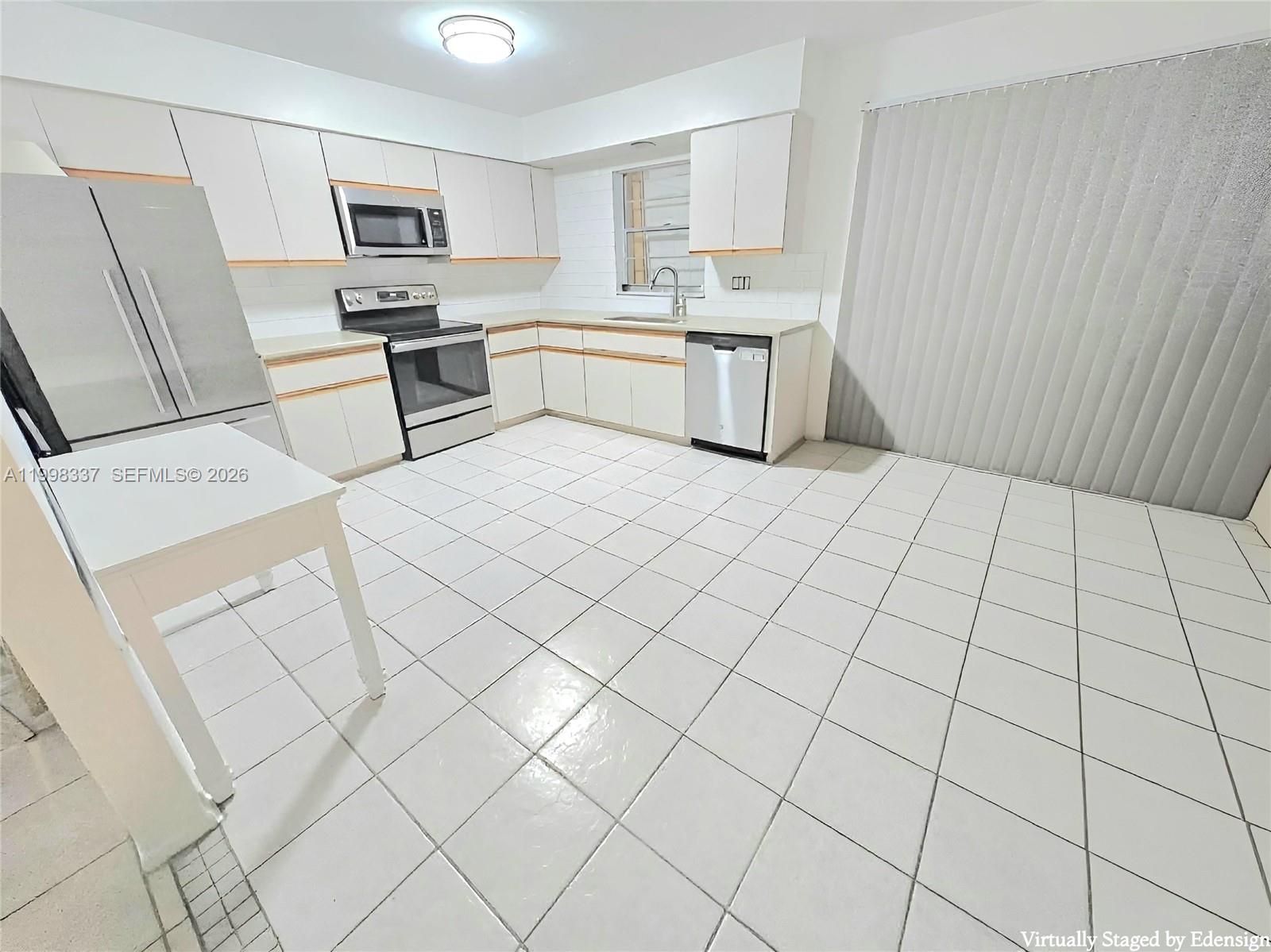 CAPE CORAL - Residential Income